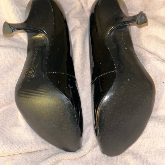 BCBGirls Black Patent peek toe heel 3” size 9 - Picture 5 of 5